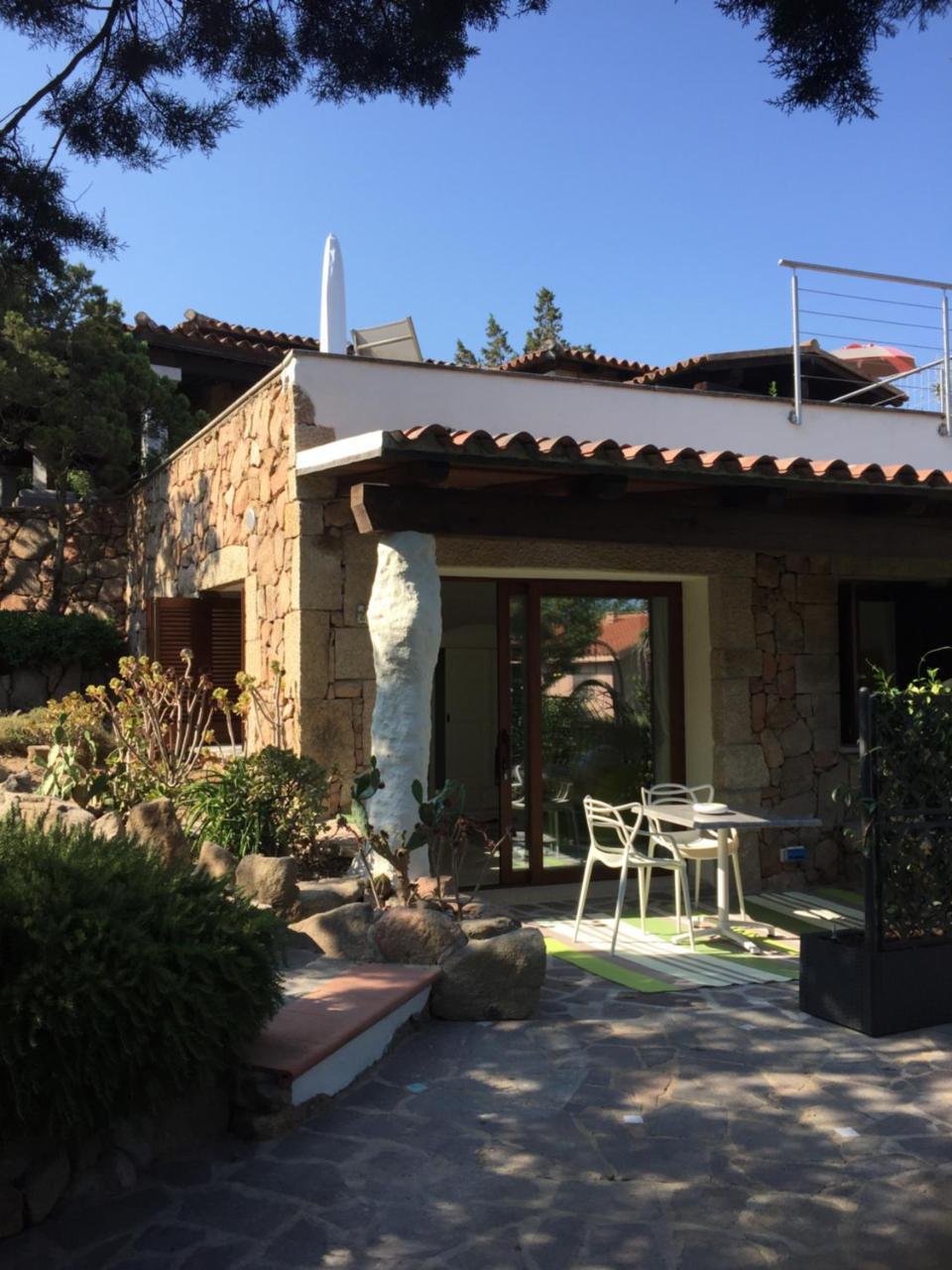 Geco Di Giada Art Suites - Adult Only Porto Rotondo Exteriör bild