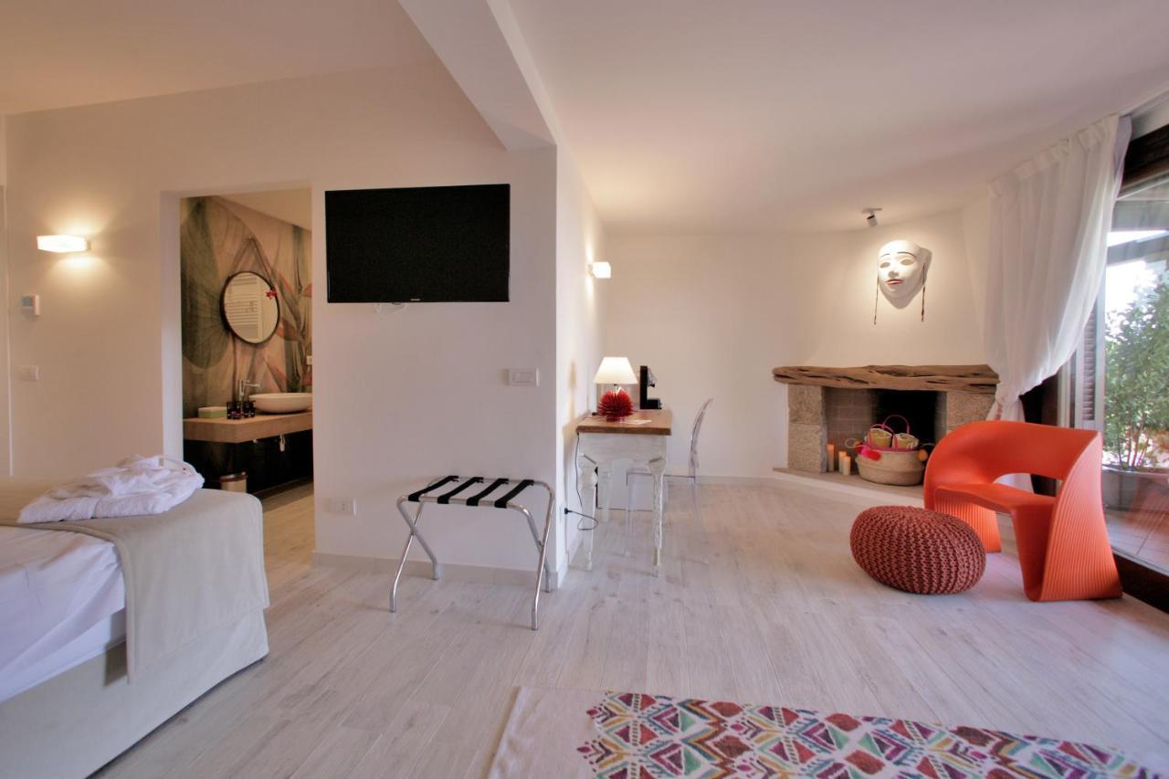 Geco Di Giada Art Suites - Adult Only Porto Rotondo Exteriör bild
