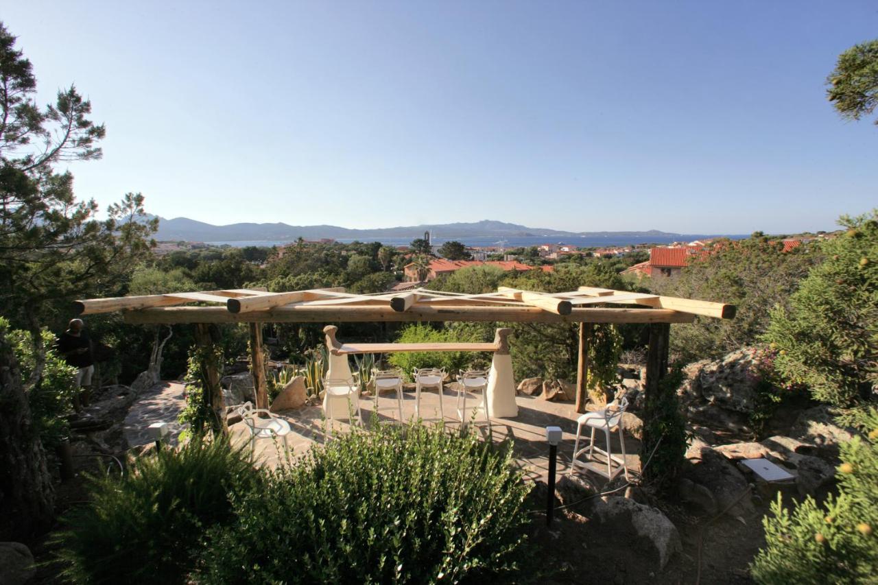 Geco Di Giada Art Suites - Adult Only Porto Rotondo Exteriör bild