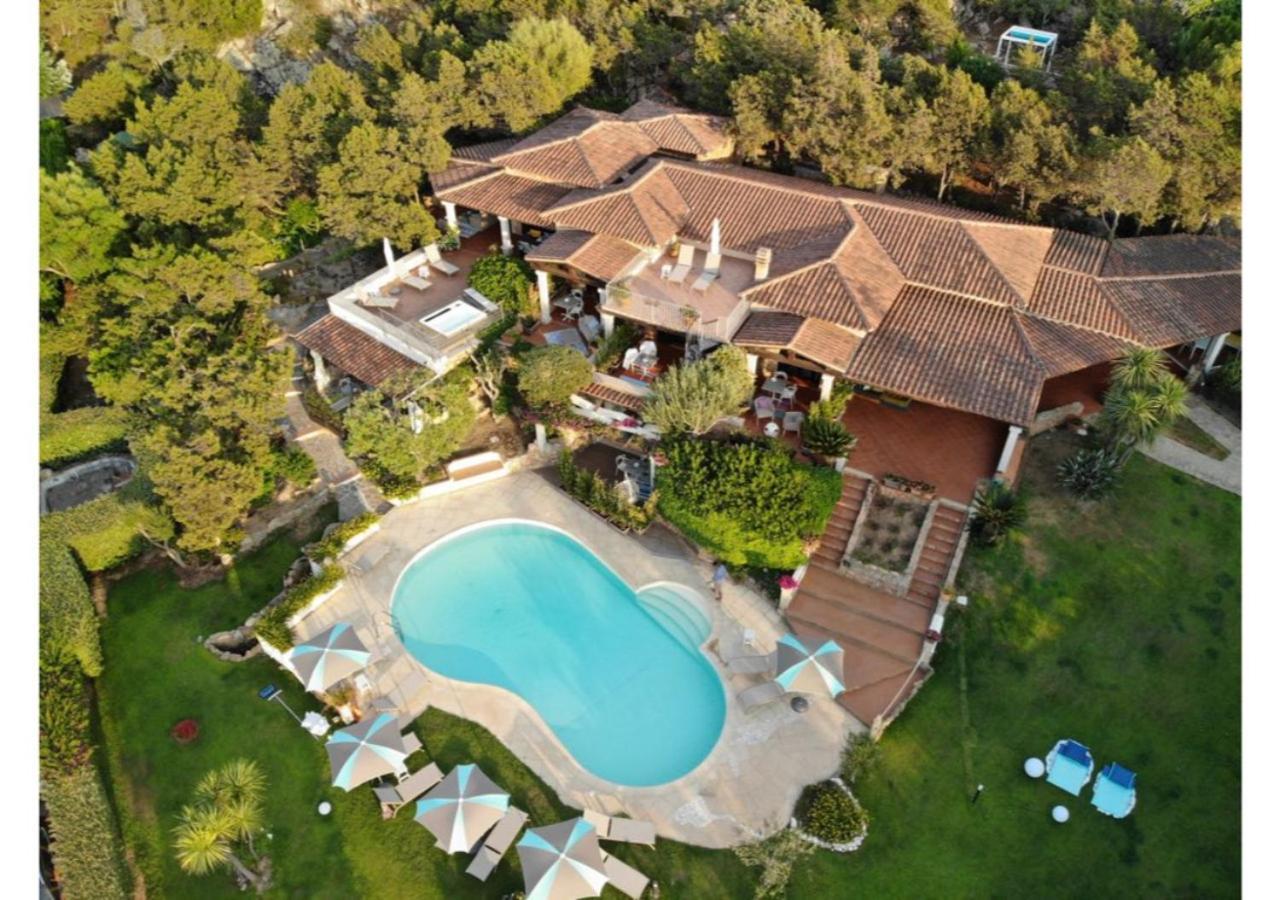 Geco Di Giada Art Suites - Adult Only Porto Rotondo Exteriör bild